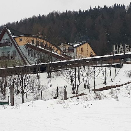 Ad Safran Apartman Dóval Kültér fotó